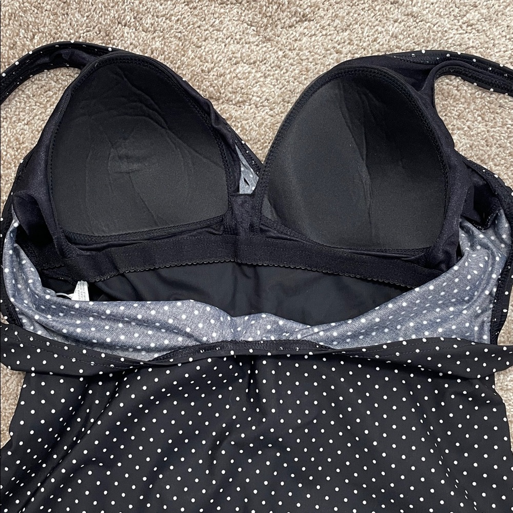 Miraclesuit Oceanus Pin Point One-Piece Swimsuit - Picture 7 of 9